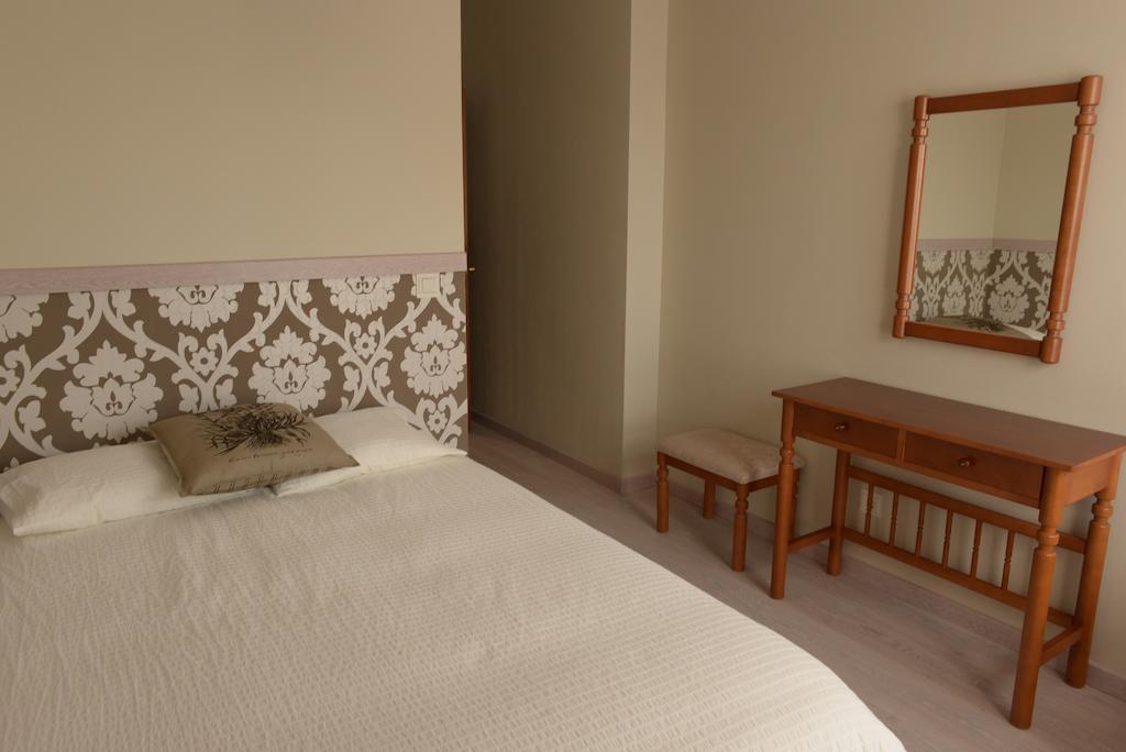 Hotel Rural en Escalante Las Solanas Habitación foto